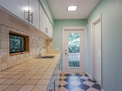 975 25th Street Vero Beach FL 32960