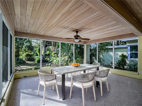 975 25th Street Vero Beach FL 32960
