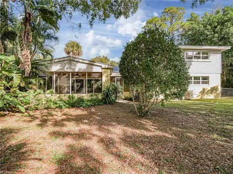 975 25th Street Vero Beach FL 32960