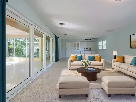 975 25th Street Vero Beach FL 32960