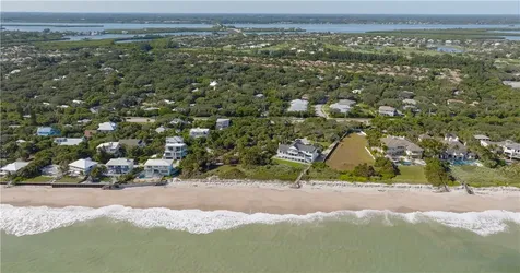 9600, 9610 Highway A1a Vero Beach FL 32963
