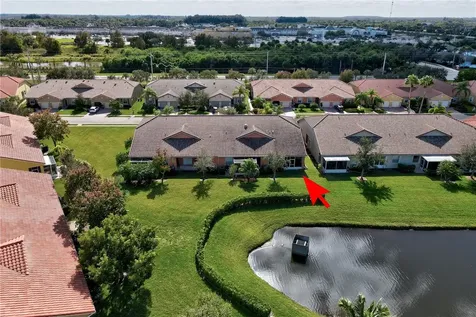 6360 Oxford Circle Vero Beach FL 32966