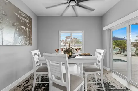 6 52nd Square Vero Beach FL 32968