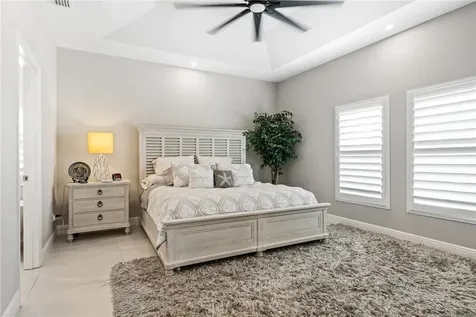 6 52nd Square Vero Beach FL 32968