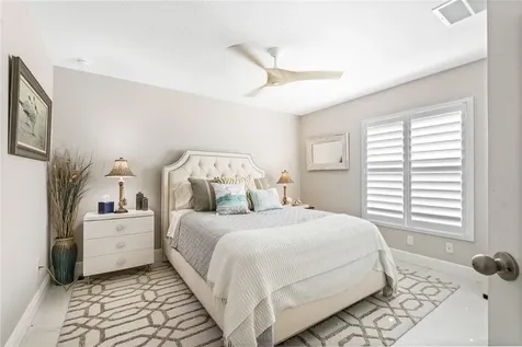 6 52nd Square Vero Beach FL 32968