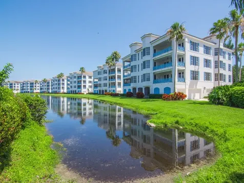 9013 Somerset Bay Lane Vero Beach FL 32963