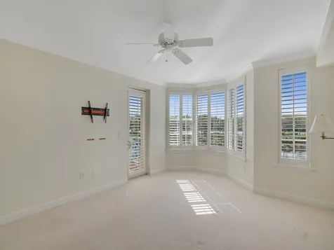 9013 Somerset Bay Lane Vero Beach FL 32963