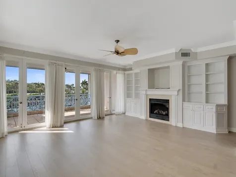 9013 Somerset Bay Lane Vero Beach FL 32963