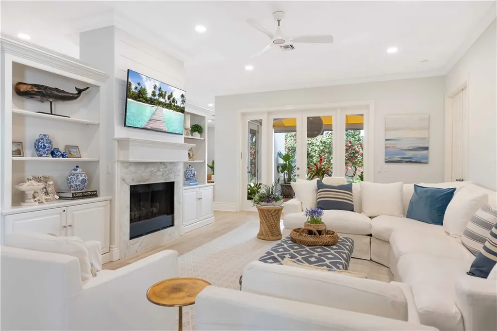 8427 Sabal Palm Court Vero Beach FL 32963