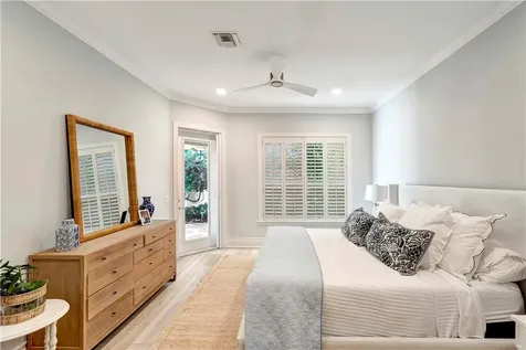 8427 Sabal Palm Court Vero Beach FL 32963