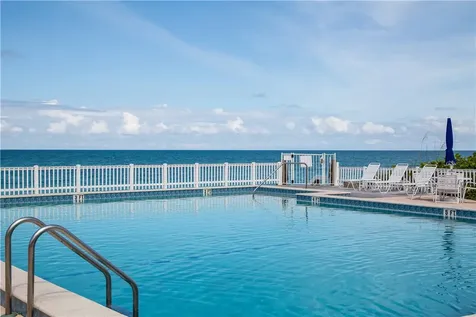 8427 Sabal Palm Court Vero Beach FL 32963