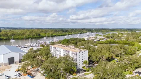 275 Date Palm Road Vero Beach FL 32963
