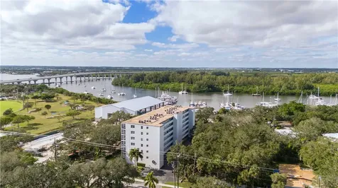 275 Date Palm Road Vero Beach FL 32963