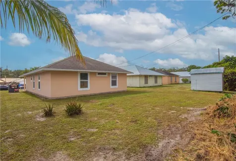 426 15th Lane SW Vero Beach FL 32962