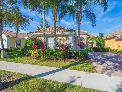 5250 Eleuthra Circle Vero Beach FL 32967