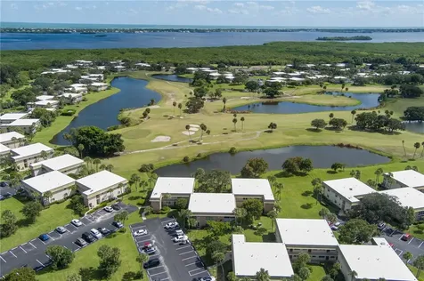 40 Vista Gardens Trail Vero Beach FL 32962