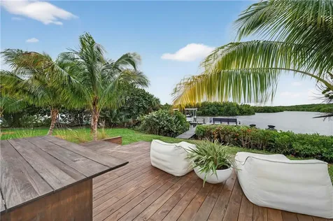 901 Jack Island Access Road Hutchinson Island FL 34949