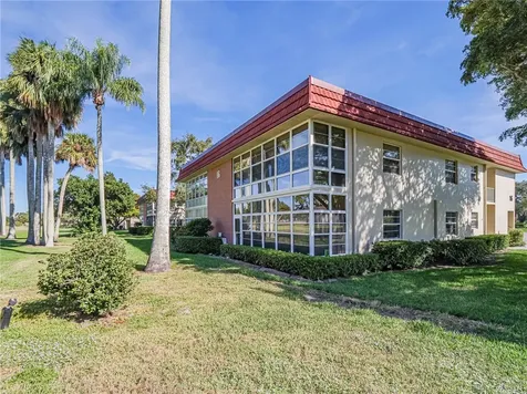 16 Vista Palm Lane Vero Beach FL 32962