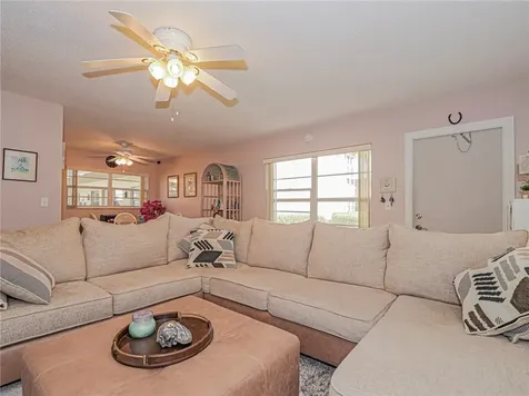 16 Vista Palm Lane Vero Beach FL 32962