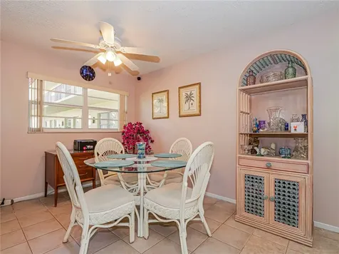 16 Vista Palm Lane Vero Beach FL 32962