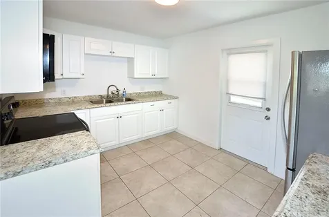 110 6th Court SW Vero Beach FL 32962