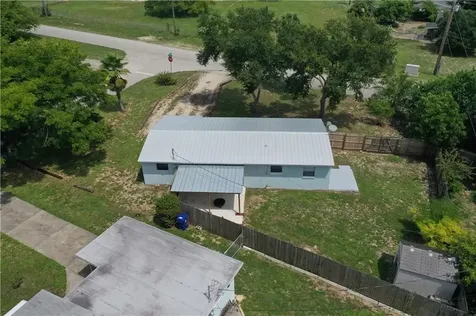 110 6th Court SW Vero Beach FL 32962