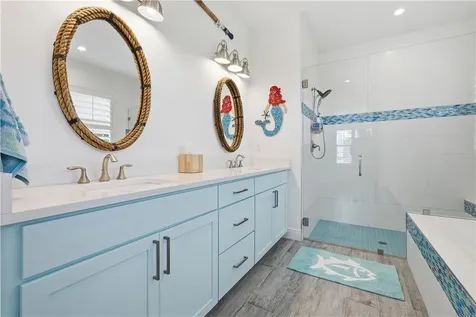 3929 Shoreside Drive Hutchinson Island FL 34949