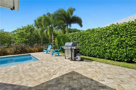 3929 Shoreside Drive Hutchinson Island FL 34949