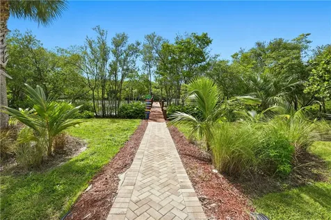3929 Shoreside Drive Hutchinson Island FL 34949