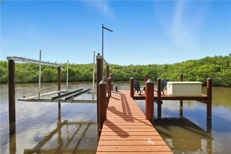 3929 Shoreside Drive Hutchinson Island FL 34949
