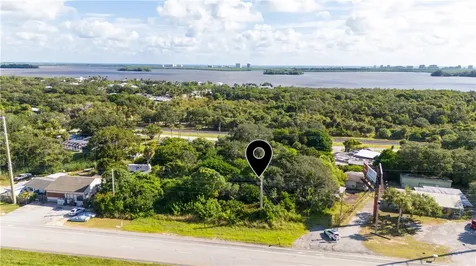 4022 N Us Highway 1 Fort Pierce FL 34946