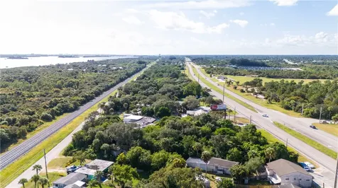 4022 N Us Highway 1 Fort Pierce FL 34946