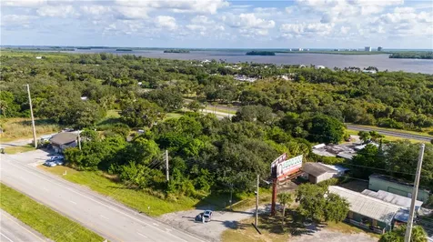 4022 N Us Highway 1 Fort Pierce FL 34946