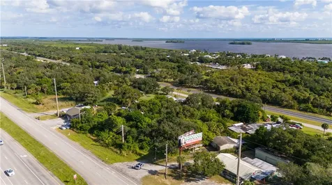 4022 N Us Highway 1 Fort Pierce FL 34946