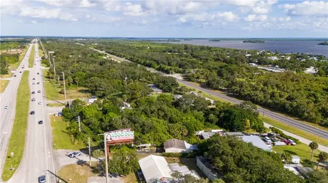 4022 N Us Highway 1 Fort Pierce FL 34946