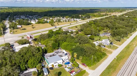 4022 N Us Highway 1 Fort Pierce FL 34946