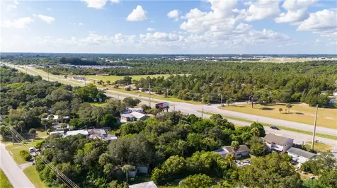 4022 N Us Highway 1 Fort Pierce FL 34946