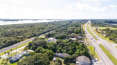 4022 N Us Highway 1 Fort Pierce FL 34946
