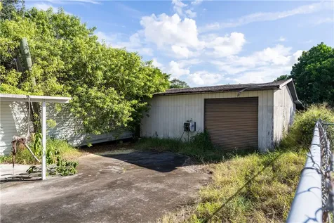4022 N Us Highway 1 Fort Pierce FL 34946