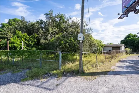 4022 N Us Highway 1 Fort Pierce FL 34946