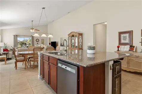 8152 Westfield Circle Vero Beach FL 32966