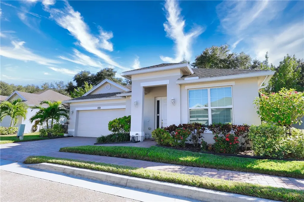 2201 Timberlake Circle Vero Beach FL 32966