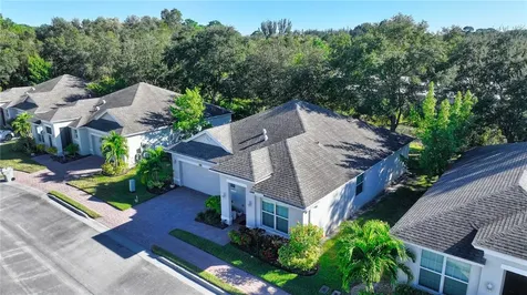 2201 Timberlake Circle Vero Beach FL 32966