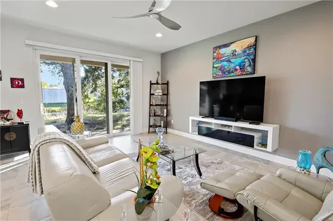 2201 Timberlake Circle Vero Beach FL 32966