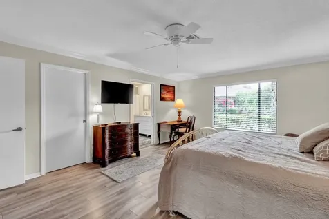 118 Prestwick Circle Vero Beach FL 32967