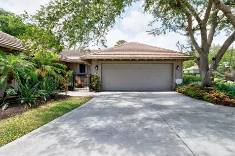 118 Prestwick Circle Vero Beach FL 32967