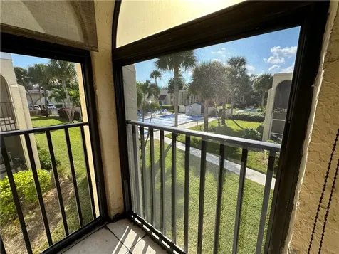 835 18th Street Vero Beach FL 32960