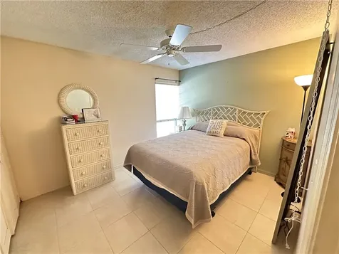 835 18th Street Vero Beach FL 32960