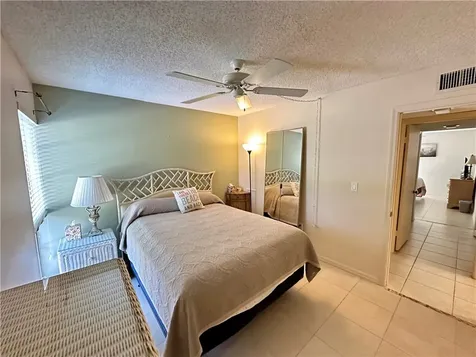 835 18th Street Vero Beach FL 32960