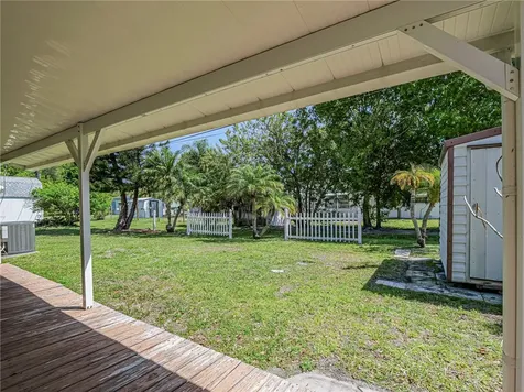 1620 5th Avenue Vero Beach FL 32960